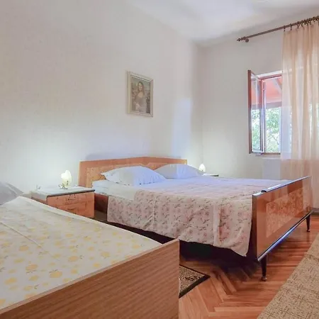 Petretic 1 Apartment Novigrad (Istria)