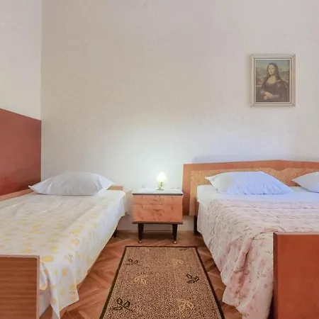 Apartment Petretic 1 Novigrad (Istria)